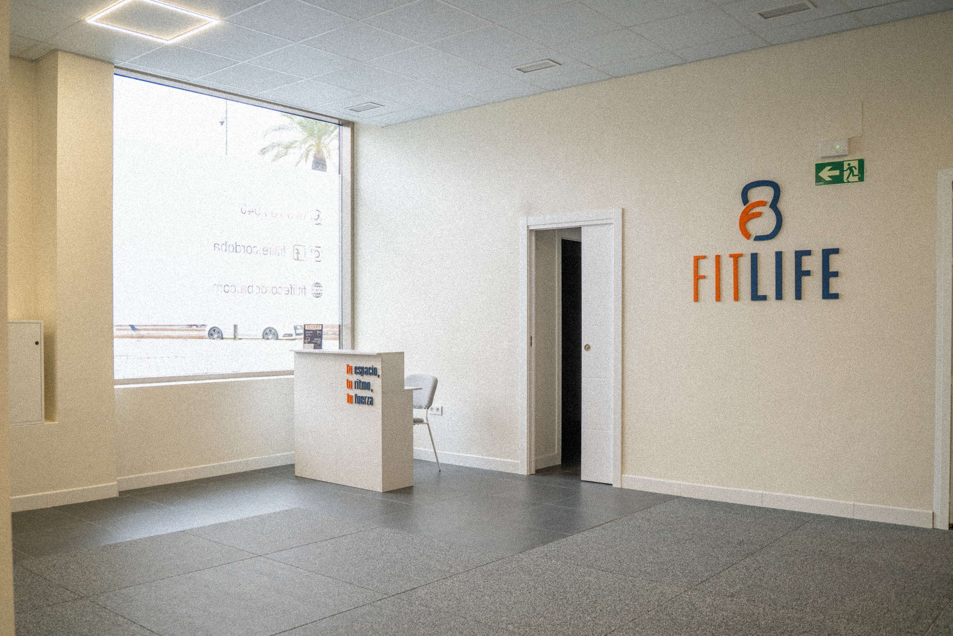 Recepción - Fitlife Córdoba - Entrenamiento en grupos reducidos